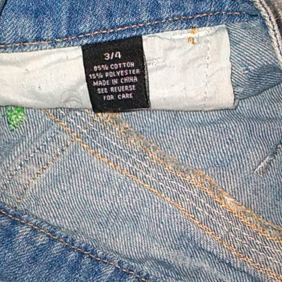 Rue 21 jean shorts size 3/4 - Picture 6 of 8